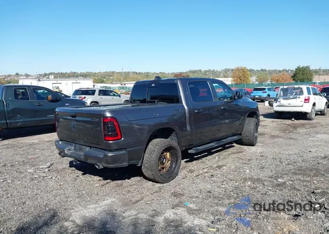 2020 Ram 1500 Big Horn 4X2 5'7 Box z USA, uszkodzony, nr VIN 1C6RREFT8LN288926